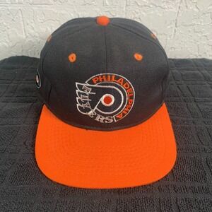 Vtg Philadelphia Flyers Fitted Hat Cap Black Orange USA Made NHL 90s #1 Apparel